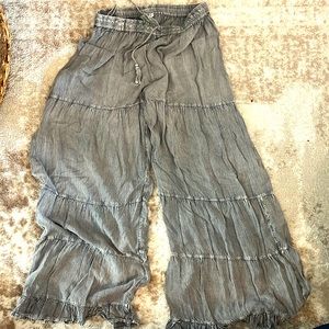 Cute optics, one size, flowy grey pants